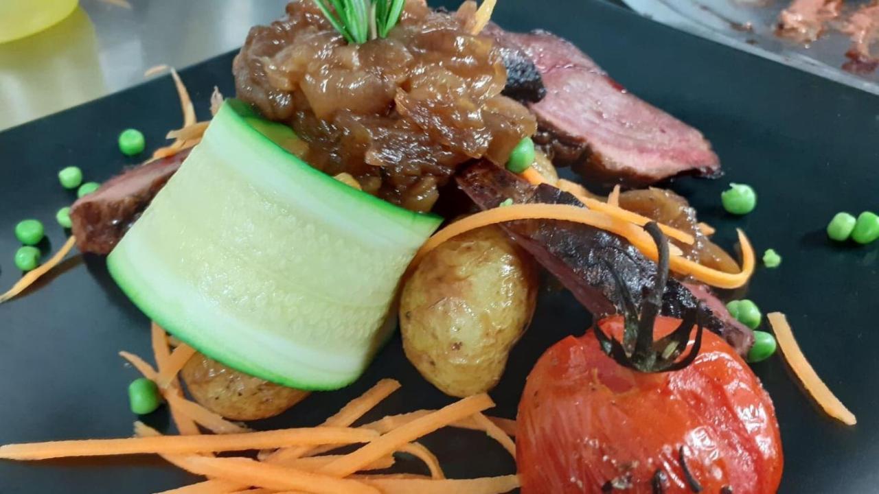 La Boule D'Or Hotel Pouzauges Ngoại thất bức ảnh
