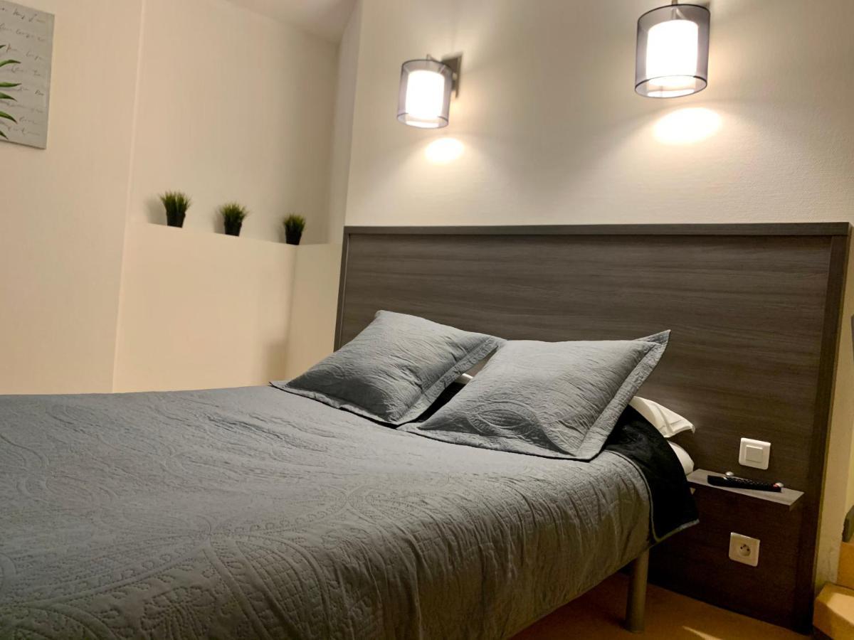 La Boule D'Or Hotel Pouzauges Ngoại thất bức ảnh